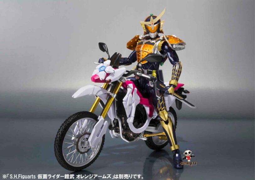 Kamen Rider Gaim Sakura Hurricane